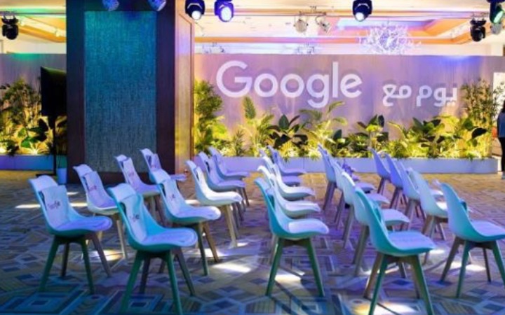 Google – Employees Launch